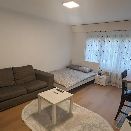 Meublé Pour 2 - Proche De * Montreux