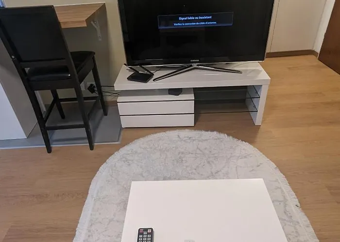 Meuble Pour 2 - Proche De Montreux