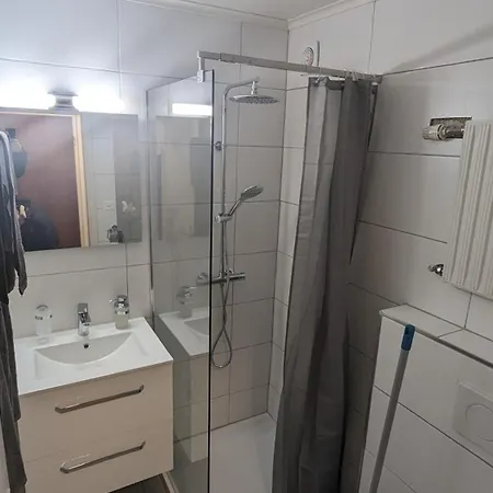 شقة Meuble Pour 2 - Proche De